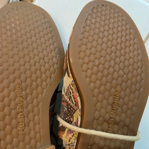 Hush Puppies Butterfly Lace Up Chukka Boots - Picture 6 of 7